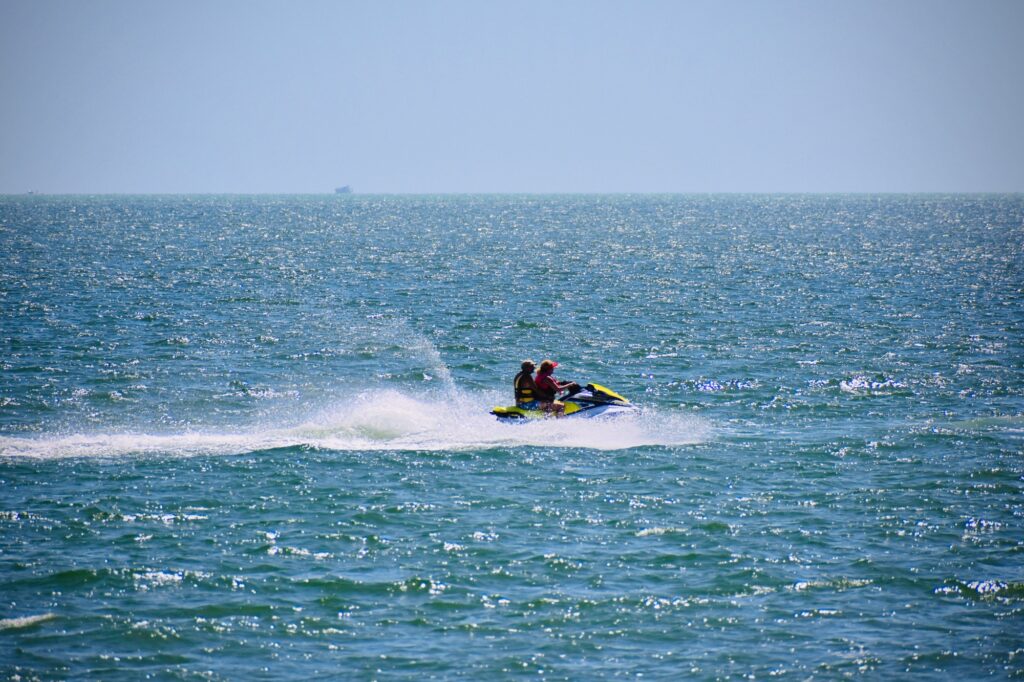 holmes beach activities